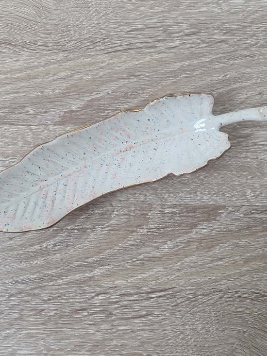 Anthropologie Other - Anthropologie Artemis Boho Feather Ceramic Ring Jewelry Holder Trinket Dish